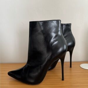 Elegant Black Stiletto Ankle Boots